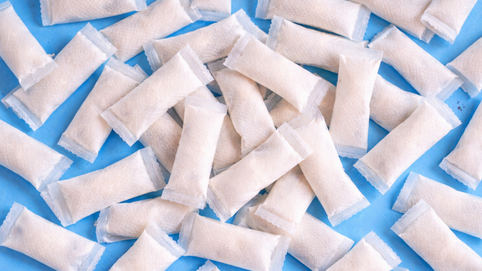 Original tobacco flavour nicotine pouches